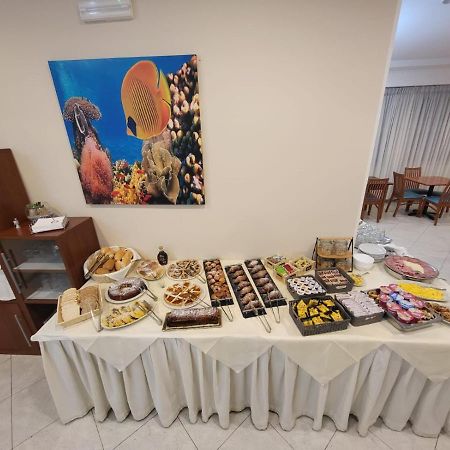 רימיני Hotel Savana מראה חיצוני תמונה